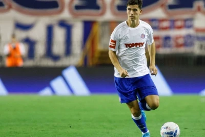 "Zirə"nin rəqibi "Hayduk"un futbolçusu "Portu"ya keçib