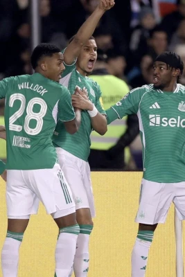 "Nyukasl" ÇL-də rekordlar qırdı: İlk hissədə 5 top fərqi və xG rekordu