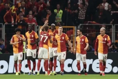 ÇL Pley-off: İlk oyunların nəticələri