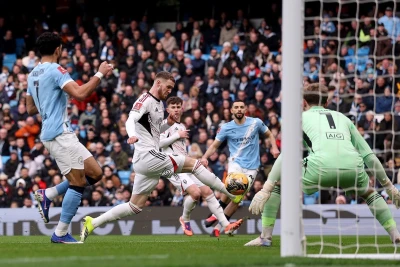 İngiltərə Kuboku: "Mançester Siti"nin qələbəsi, "Mensfild Taun"dan sensasiya