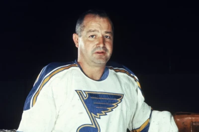 Milli Hokkey Liqasının əfsanəvi qapıçısı Qlenn Holl 95 yaşında vəfat edib