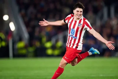 "Atletiko Madrid" "Barselona"nın Xulian Alvares üçün təklifini rədd edəcək