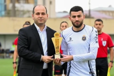 Sərxan Ağayev: "Aldığım mükafata görə komandamıza qonaqlıq söz vermişəm"