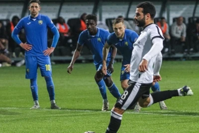 Emin Mahmudov "Neftçi" tarixində bu uğura nail olan 15-ci futbolçu oldu