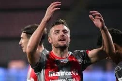 Ceymi Vardinin evi qarət edildi