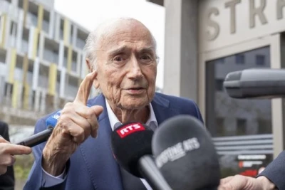 Yozef Blatter Canni İnfantinonu sərt tənqid etdi