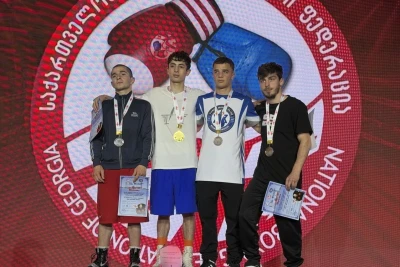 Azərbaycan boksçuları Batumidə qızıl, gümüş və bürünc medallar qazanıblar
