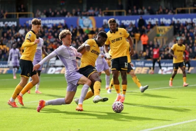 "Vulverhempton" İngiltərə peşəkar futbolunda antirekordu təkrarladı