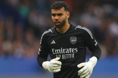 "Arsenal"ın qolkiperi "Real Madrid"ə transfer olunur