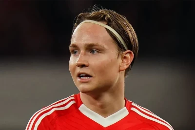 "Benfika"lı Futbolçu Yetkinlik Yaşına Çatmayanlarla Cinsi Video Paylaşdığına Görə Şərti Həbs Alıb