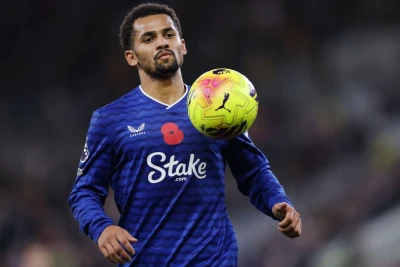 "Liverpul" Salahın əvəzinə Ndiayeni transfer edə bilər