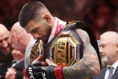 İliya Topuriya titul müdafiəsini təxirə salmasının səbəblərini açıqlayıb