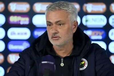 Mourinyonun "Fənərbaxça"dan ayrılması Premyer Liqaya qayıdış ümidlərini azaltdı