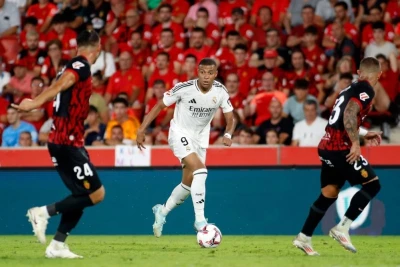 Kilian Mbappe debüt rekordu qırdı