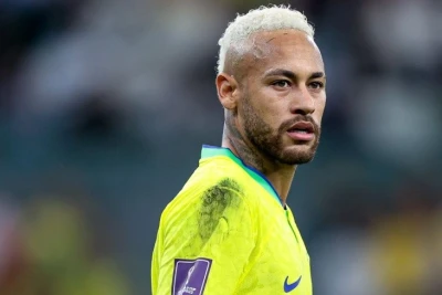 Neymar Andres İnyestanı indiyə qədər gördüyü ən yaxşı yarımmüdafiəçi adlandırıb