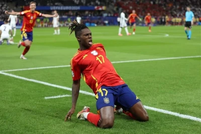“Manchester United” Niko Uilyamsı 95 milyon avro üçün almağa hazırdır
