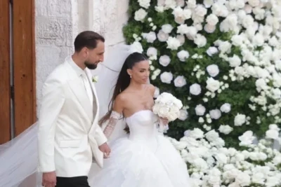 Cannluici Donnarumma dəbdəbəli toy edib