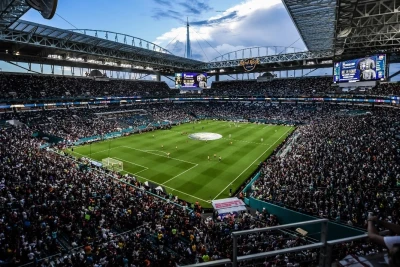 Klublararası Dünya Çempionatının açılış matçına az sayda bilet satılıb