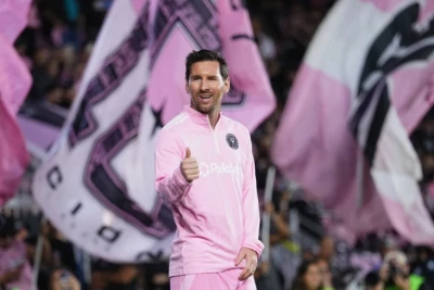 Lionel Messi karyerasında 900-cü qolunu vurub