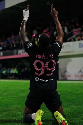 Çətin günlərdən qələbə qoluna: “Qarabağ”ı yıxan Mbina danışdı