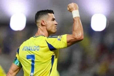 Ronaldo: "Mən daha 10 il futbol oynayacağam"