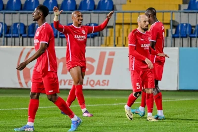 Felipe Santos Misli Premyer Liqasında 25 qol həddini aşıb