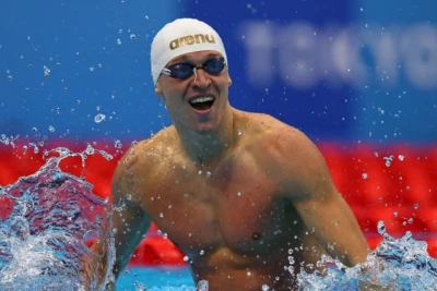Raman Salei 100 metr arxasıüstə üzmədə Avropa çempionatının finalına vəsiqə qazanıb
