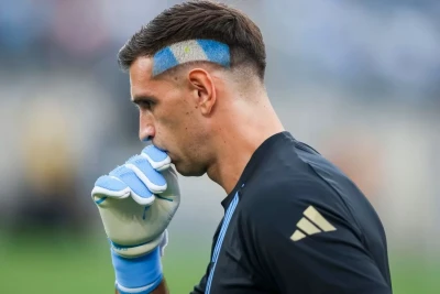 Emiliano Martines Argentina bayrağı ilə saçlarını boyayacaq