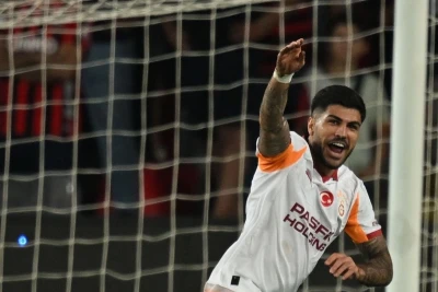 "Qalatasaray" "Kayserispor"u məğlub edir: Hesab 0:2 - YENİLƏNİR