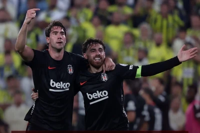 Superliqa: Beşiktaş, səfərdə Fənərbağçanı 2-1 hesabıyla məğlub etdi