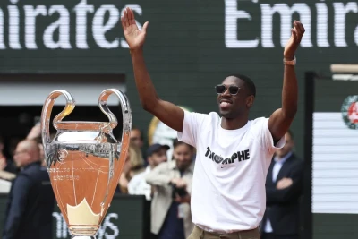 Dembele Çempionlar Liqası kuboku ilə "Rolan Qarros"da