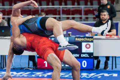 Sərbəst güləş üzrə Azərbaycan çempionatında finalçılar müəyyənləşib: Nəticələr və sabahkı proqram