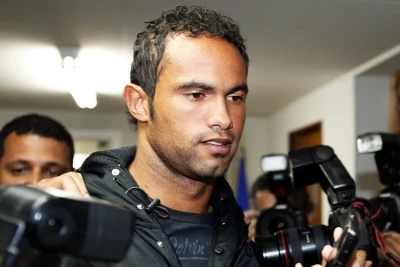 Sevgilisini öldürüb itlərə yedirən qatil Bruno futbola qayıdır