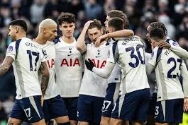 "Tottenhem" Premyer Liqadan düşsə, futbolçuların maaşları 50 faiz azalacaq