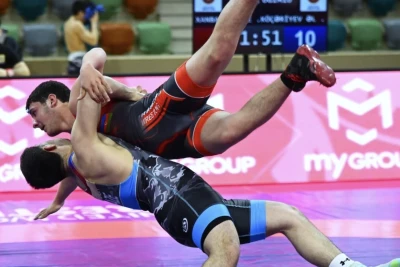 U17 Yunan-Roma Güləş Çempionatı: 5 çəki dərəcəsində finalçılar bəlli oldu