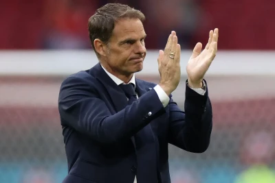 Frank de Bur "Qarabağ"ın rəqibi "Ayaks"ı çalışdırmaqdan imtina etdi