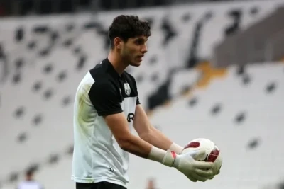 "Neftçi" Rza Cəfərovun "Qəbələ"yə keçidi üçün müqaviləni uzatmağı şərtləndirib