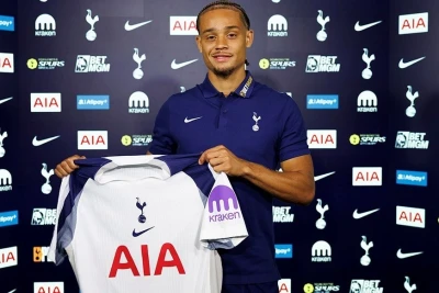 Xavi Simons "Tottenhem"lə müqavilə imzaladı