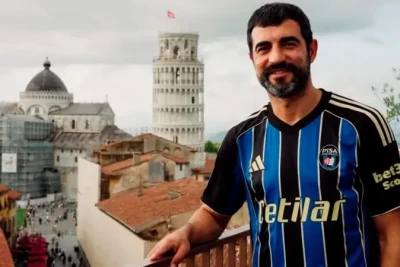 40 yaşlı dünya çempionu Raul Albiol "Piza" ilə müqavilə bağladı