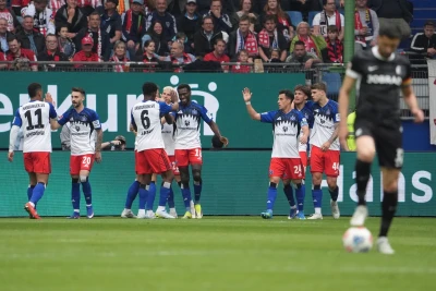 Bundesliqa: "Hamburq" "Frayburq" üzərində qələbə qazanıb (3:2)