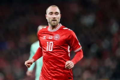 Kristian Eriksen karyerasını dayandırmayacaq