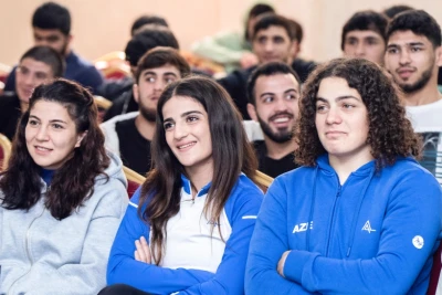 Güləşçilər üçün seminar keçirilib - FOTO