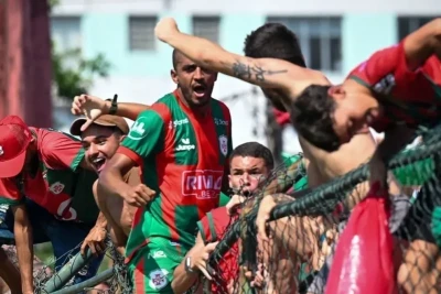 Braziliyada çempionluq qolu sevincindən stadion hasarı uçdu