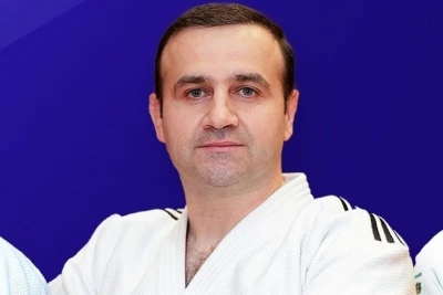 Emin İskəndərov: "Avropa çempionatındakı səhvlərin üzərində çalışıb, EYOF və dünya çempionatına hazırlaşacağıq"
