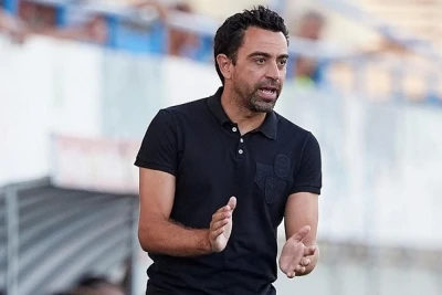 Xavi İspaniyada yalnız "Barselona"nı çalışdırmaq istəyir