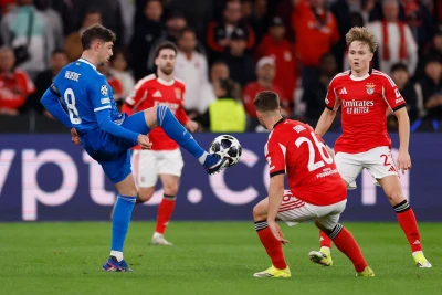 "Real" - "Benfika" matçında qalmaqallı epizodlar: Hakimlərin qərarları narazılıq yaratdı - VİDEO