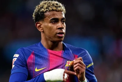 Yamalın "Atletiko" oyununda Flikin köməkçisinə reaksiyası: Qəzəbin səbəbi açıqlandı