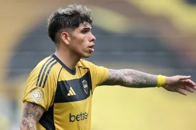 "Zenit" Karlos Palasiosun transferi ilə maraqlanır