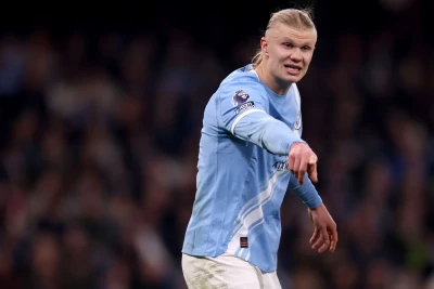 Holand "Everton" oyunundan sonra "Siti" azarkeşlərinə "Sona qədər birlikdə!" mesajı göndərib