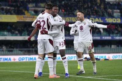 Italian Serie A: "Torino" defeats "Verona", "Fiorentina" defeats "Cremonese", and "Napoli" defeats "Lazio"